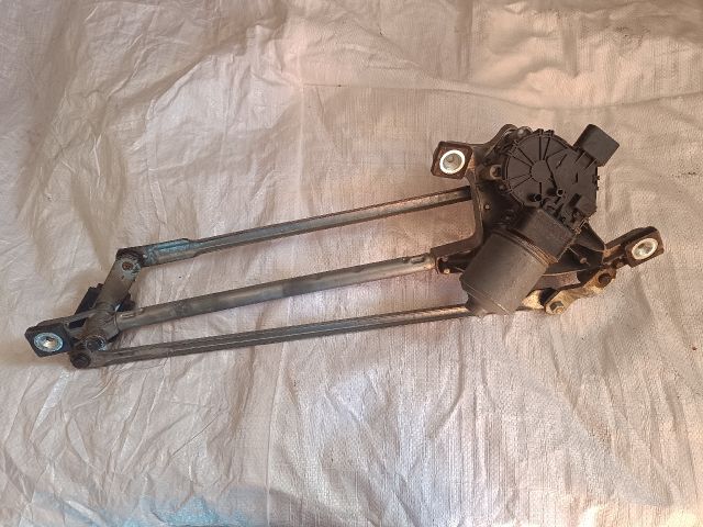 bontott FORD MONDEO IV Első Ablaktörlő Szerkezet Motorral