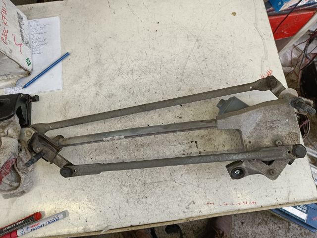 bontott FORD MONDEO IV Első Ablaktörlő Szerkezet Motorral