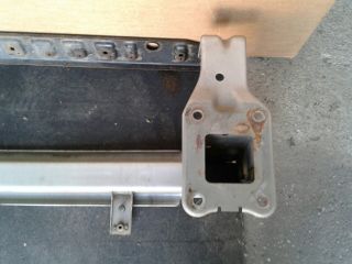 bontott FORD MONDEO IV Első Lökhárító Merevítő (Fém)