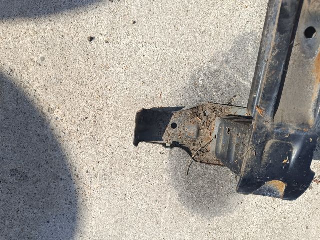 bontott FORD MONDEO IV Első Lökhárító Merevítő (Fém)