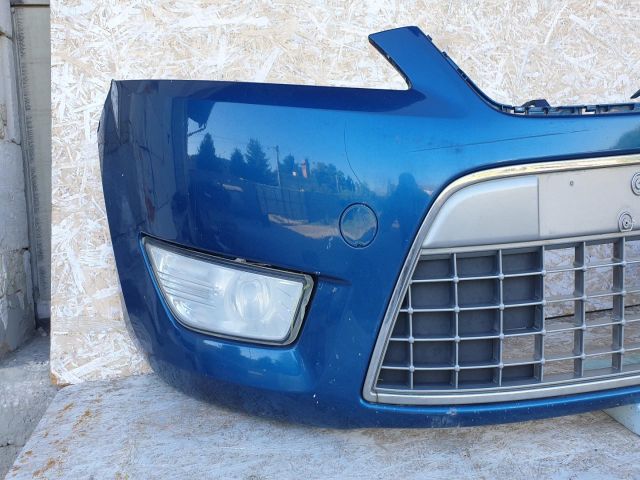 bontott FORD MONDEO IV Első Lökhárító (Részeivel)