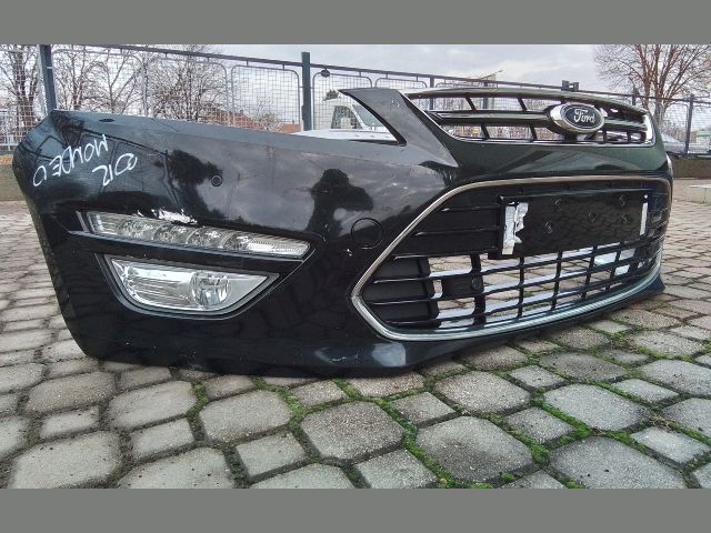 bontott FORD MONDEO IV Első Lökhárító (Részeivel)