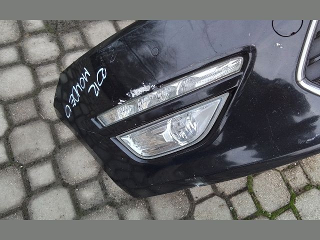 bontott FORD MONDEO IV Első Lökhárító (Részeivel)