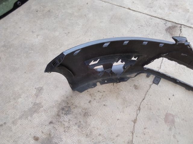 bontott FORD MONDEO IV Első Lökhárító (Üresen)