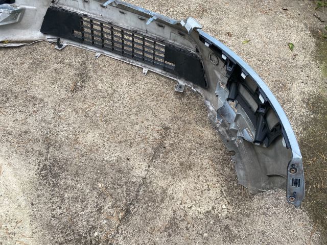 bontott FORD MONDEO IV Első Lökhárító (Üresen)