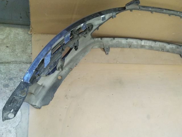 bontott FORD MONDEO IV Első Lökhárító (Üresen)