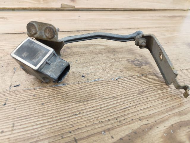 bontott FORD MONDEO IV Első Xenon Szintszabályzó Jeladó