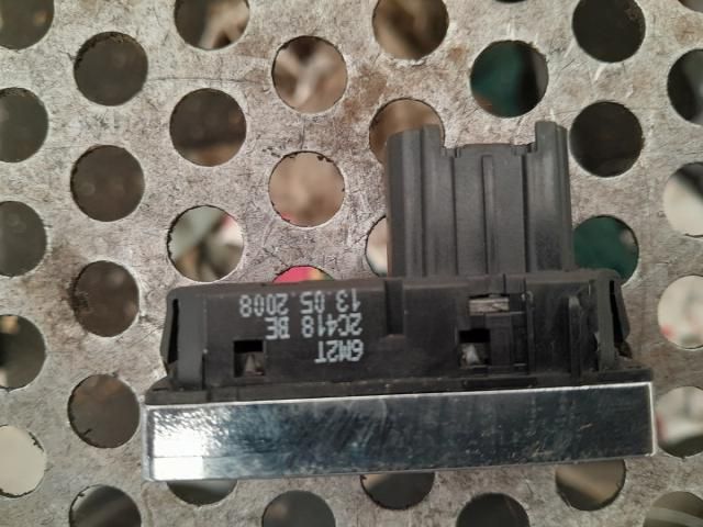 bontott FORD MONDEO IV ESP Kapcsoló