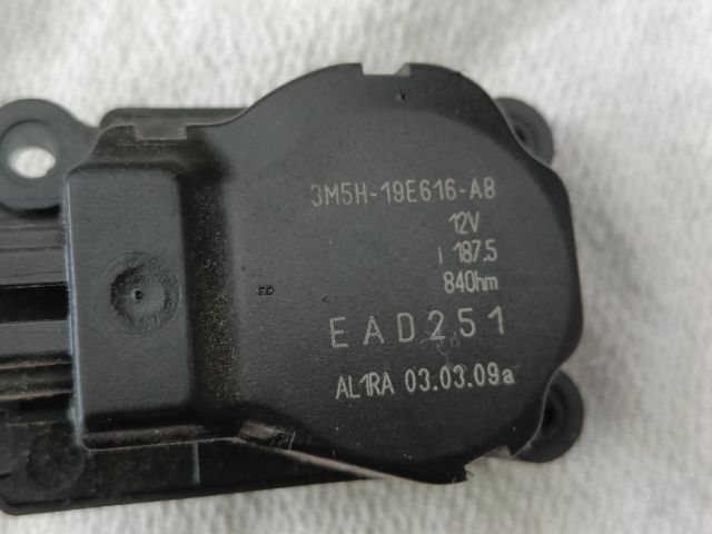 bontott FORD MONDEO IV Fűtés Állító Motor