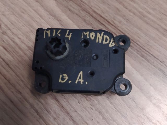 bontott FORD MONDEO IV Fűtés Állító Motor