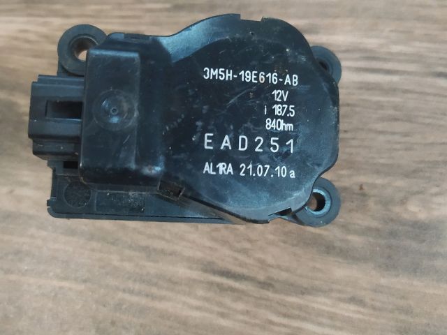 bontott FORD MONDEO IV Fűtés Állító Motor