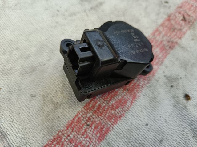 bontott FORD MONDEO IV Fűtés Állító Motor