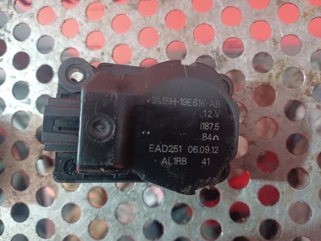 bontott FORD MONDEO IV Fűtés Állító Motor