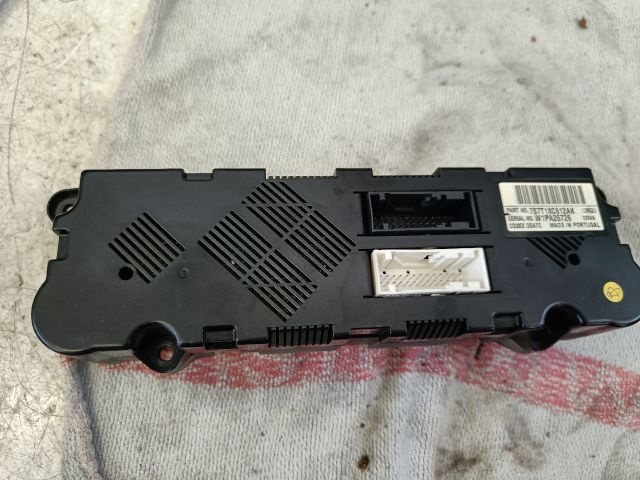 bontott FORD MONDEO IV Fűtéskapcsoló (digit klímás)