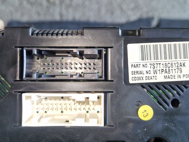 bontott FORD MONDEO IV Fűtéskapcsoló (digit klímás)