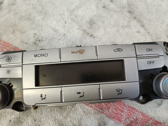 bontott FORD MONDEO IV Fűtéskapcsoló (digit klímás)
