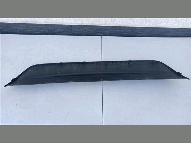 bontott FORD MONDEO IV Hátsó Lökhárító Díszléc