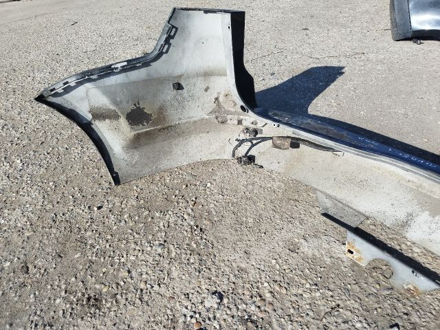 bontott FORD MONDEO IV Hátsó Lökhárító (Részeivel)