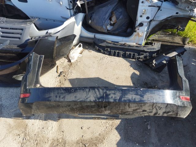 bontott FORD MONDEO IV Hátsó Lökhárító (Részeivel)