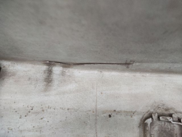 bontott FORD MONDEO IV Hátsó Lökhárító (Üresen)