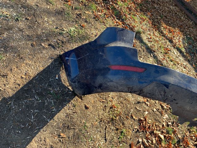 bontott FORD MONDEO IV Hátsó Lökhárító (Üresen)