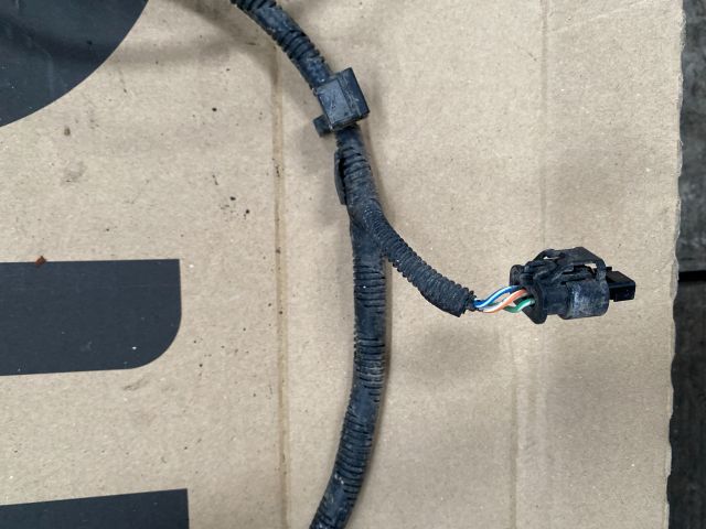 bontott FORD MONDEO IV Hátsó Tolatóradar Kábelköteg