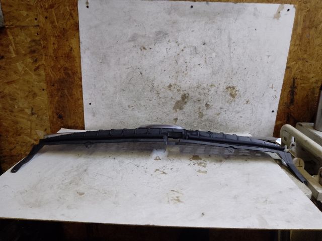 bontott FORD MONDEO IV Hűtőrács