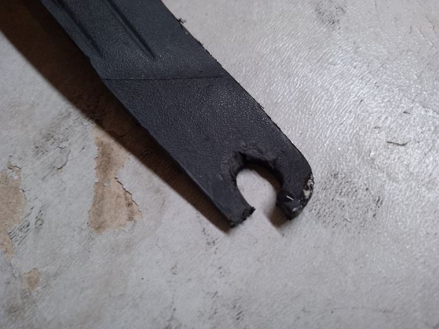 bontott FORD MONDEO IV Hűtőrács