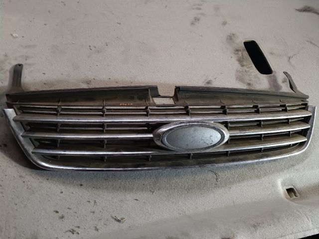 bontott FORD MONDEO IV Hűtőrács