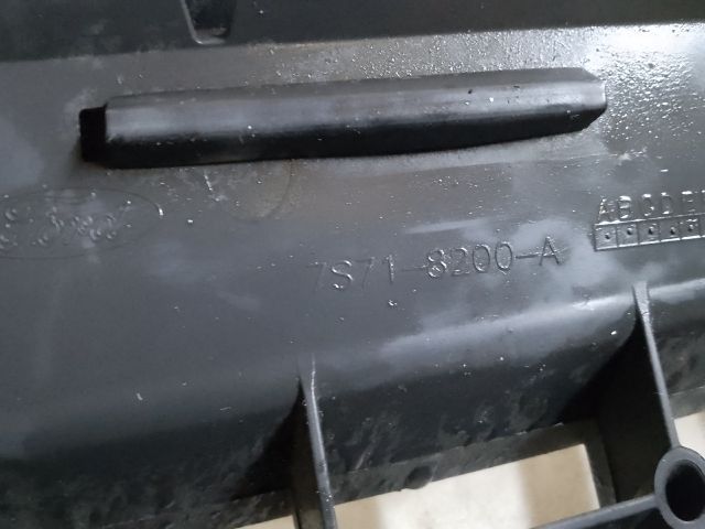 bontott FORD MONDEO IV Hűtőrács