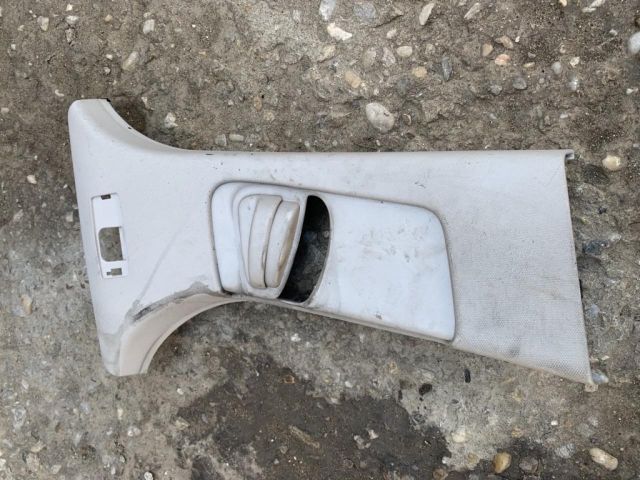 bontott FORD MONDEO IV Jobb B Oszlop Burkolat