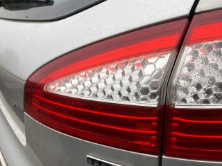 bontott FORD MONDEO IV Jobb Belső Hátsó Lámpa