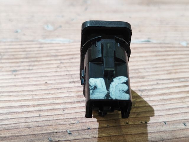 bontott FORD MONDEO IV Jobb első Ablakemelő Kapcsoló