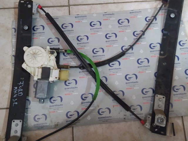 bontott FORD MONDEO IV Jobb első Ablakemelő Motor