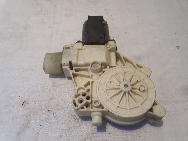 bontott FORD MONDEO IV Jobb első Ablakemelő Motor
