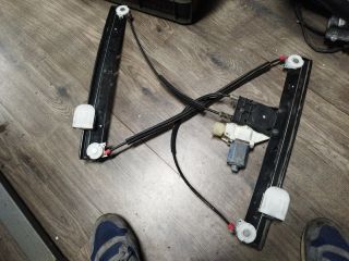 bontott FORD MONDEO IV Jobb első Ablakemelő Szerkezet (Elektromos)