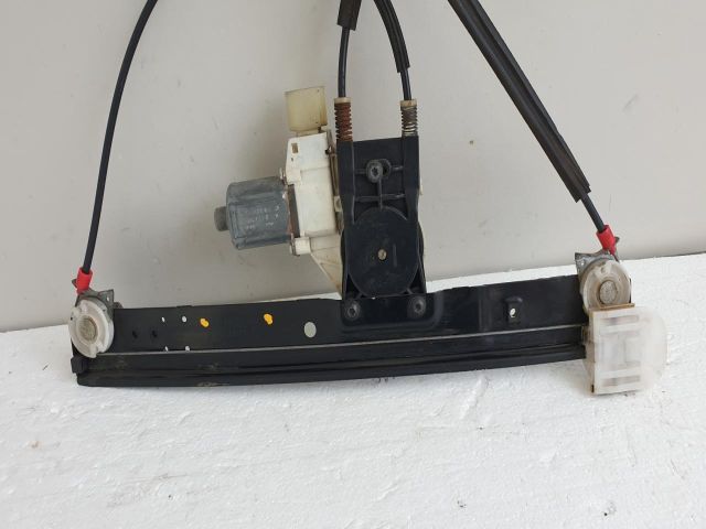 bontott FORD MONDEO IV Jobb első Ablakemelő Szerkezet (Elektromos)