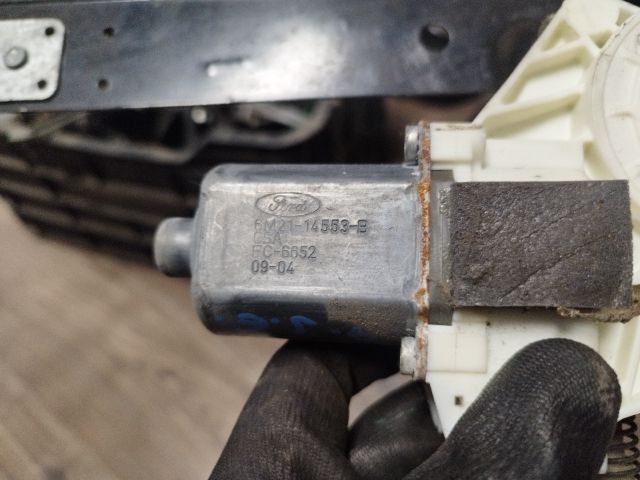 bontott FORD MONDEO IV Jobb első Ablakemelő Szerkezet (Elektromos)