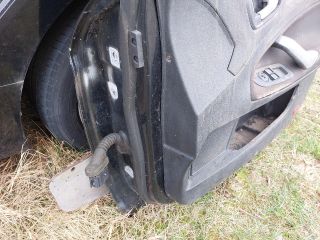 bontott FORD MONDEO IV Jobb első Ajtó (Részeivel)