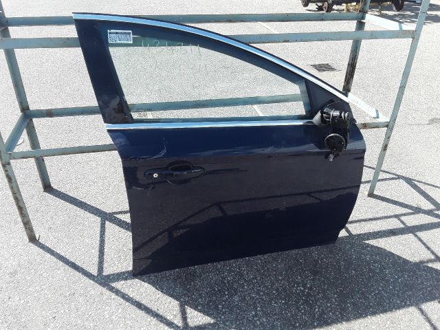 bontott FORD MONDEO IV Jobb első Ajtó (Részeivel)