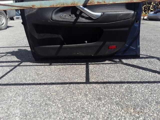 bontott FORD MONDEO IV Jobb első Ajtó (Részeivel)