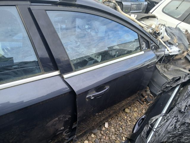 bontott FORD MONDEO IV Jobb első Ajtó (Üres lemez)