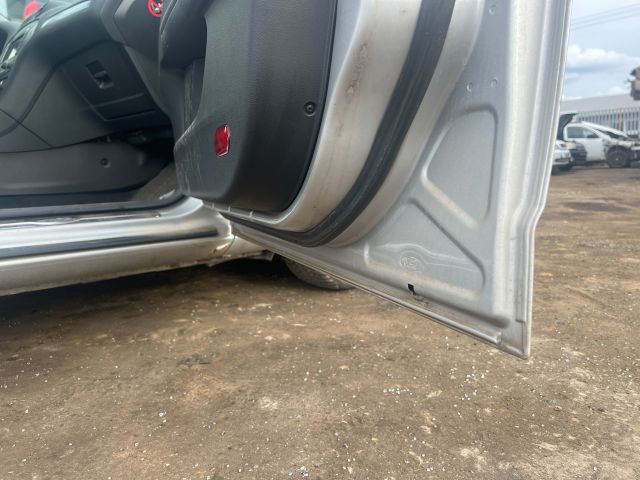 bontott FORD MONDEO IV Jobb első Ajtó (Üres lemez)