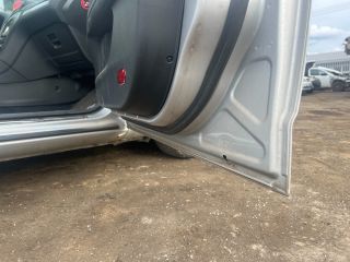 bontott FORD MONDEO IV Jobb első Ajtó (Üres lemez)