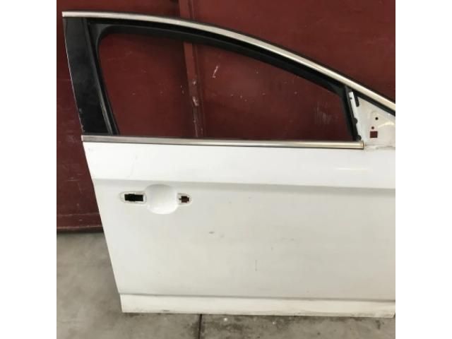 bontott FORD MONDEO IV Jobb első Ajtó (Üres lemez)