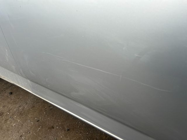 bontott FORD MONDEO IV Jobb első Ajtó (Üres lemez)