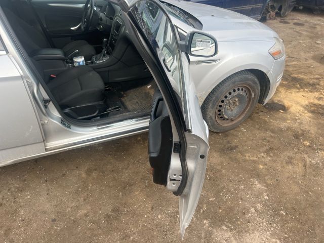 bontott FORD MONDEO IV Jobb első Ajtó (Üres lemez)