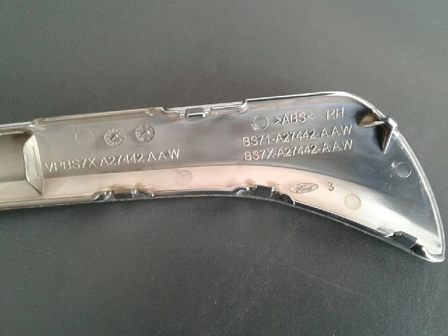 bontott FORD MONDEO IV Jobb első Ajtóbehúzó