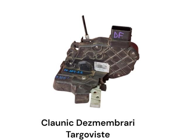 bontott FORD MONDEO IV Jobb első Ajtózár