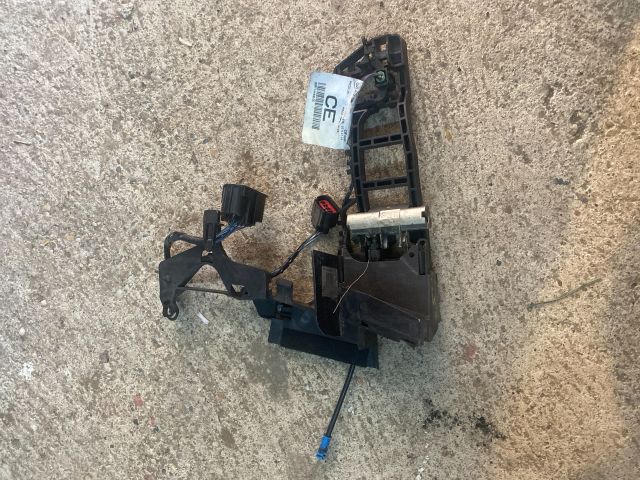 bontott FORD MONDEO IV Jobb első Külső Kilincsfészek